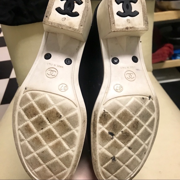 SOLD Authentic CHANEL Rain Boots - Picture 8 of 8